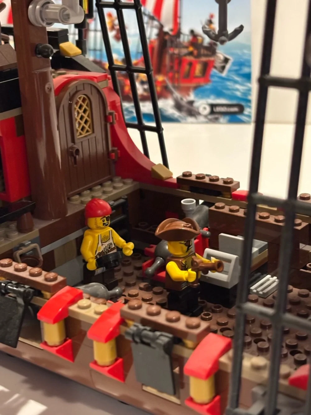 LEGO #70413 The Brick Bounty - Picture 5 of 16